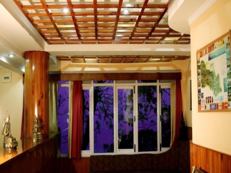 The Sikkim Continental Hotel Gangtok Exterior photo